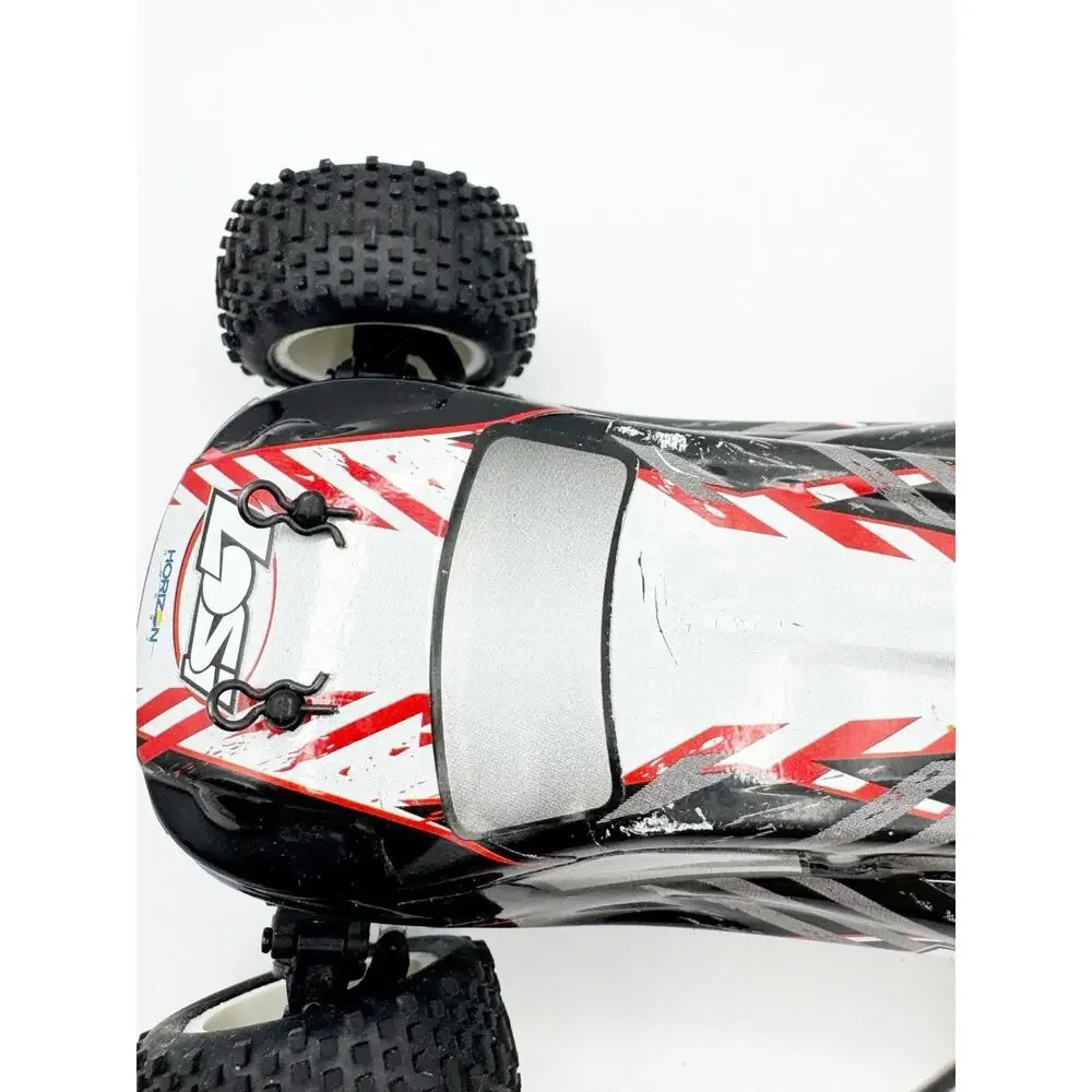 Losi Micro Truggy 1/24 Scale Electric RTR 4WD White Black Stadium Truck ONLY RC